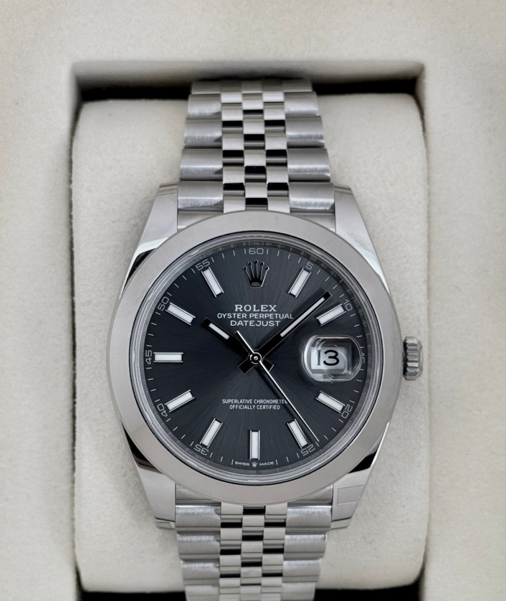 NEW 2026 Rolex Datejust 41mm 126300 Stainless Steel Jubilee Rhodium Dial
