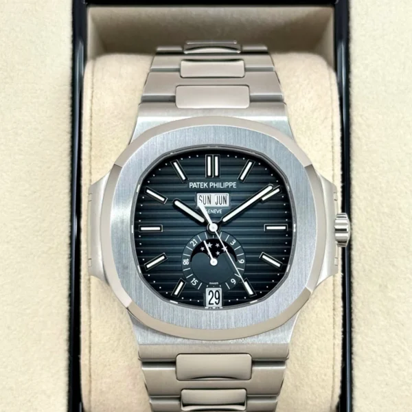 2022 Patek Philippe Nautilus Moonphase 40.5mm 5726/1A-014 Blue Dial