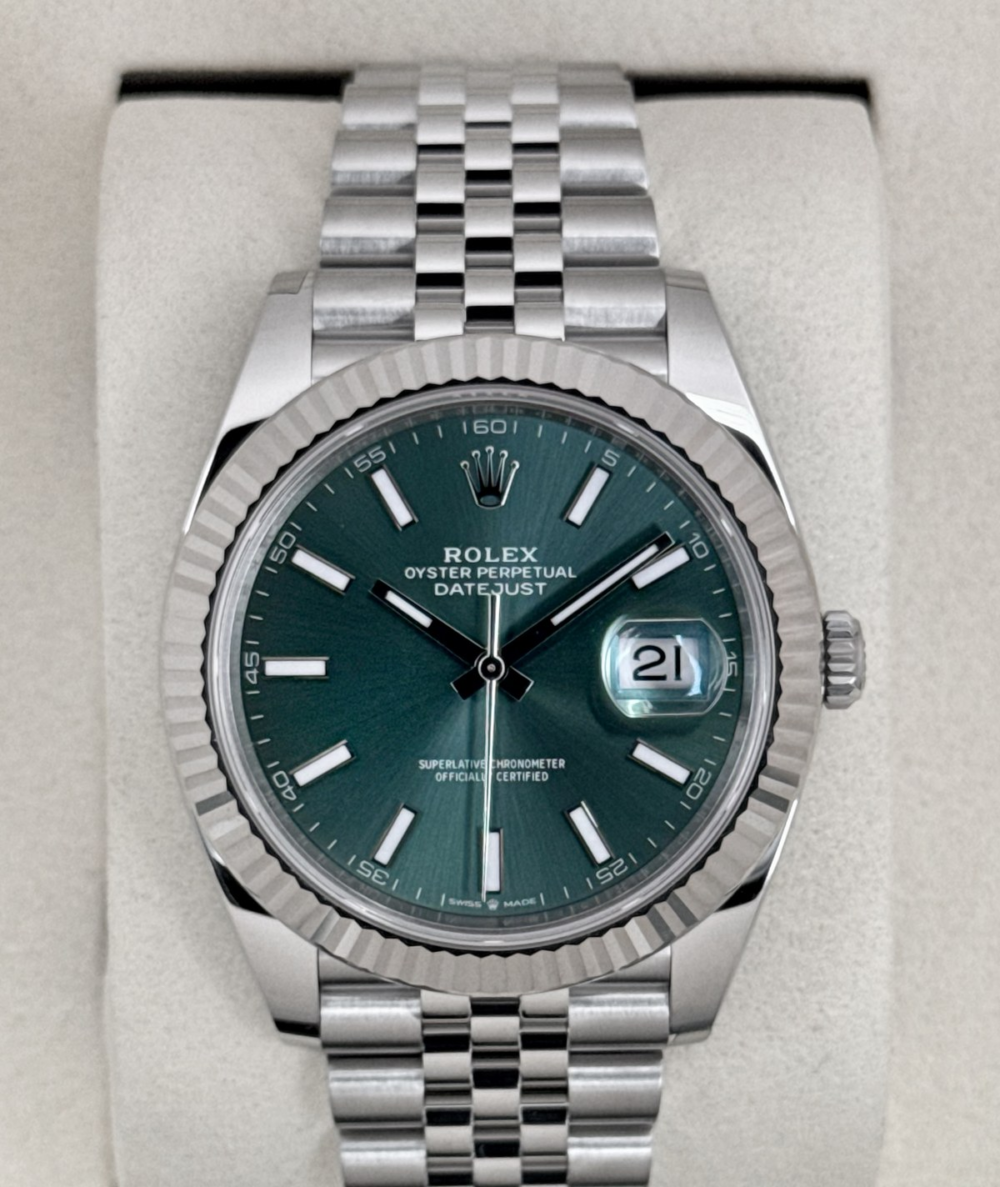 NEW 2026 Rolex Datejust 41mm 126334 Jubilee Green Dial
