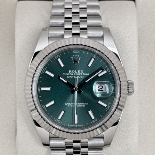 NEW 2026 Rolex Datejust 41mm 126334 Jubilee Green Dial