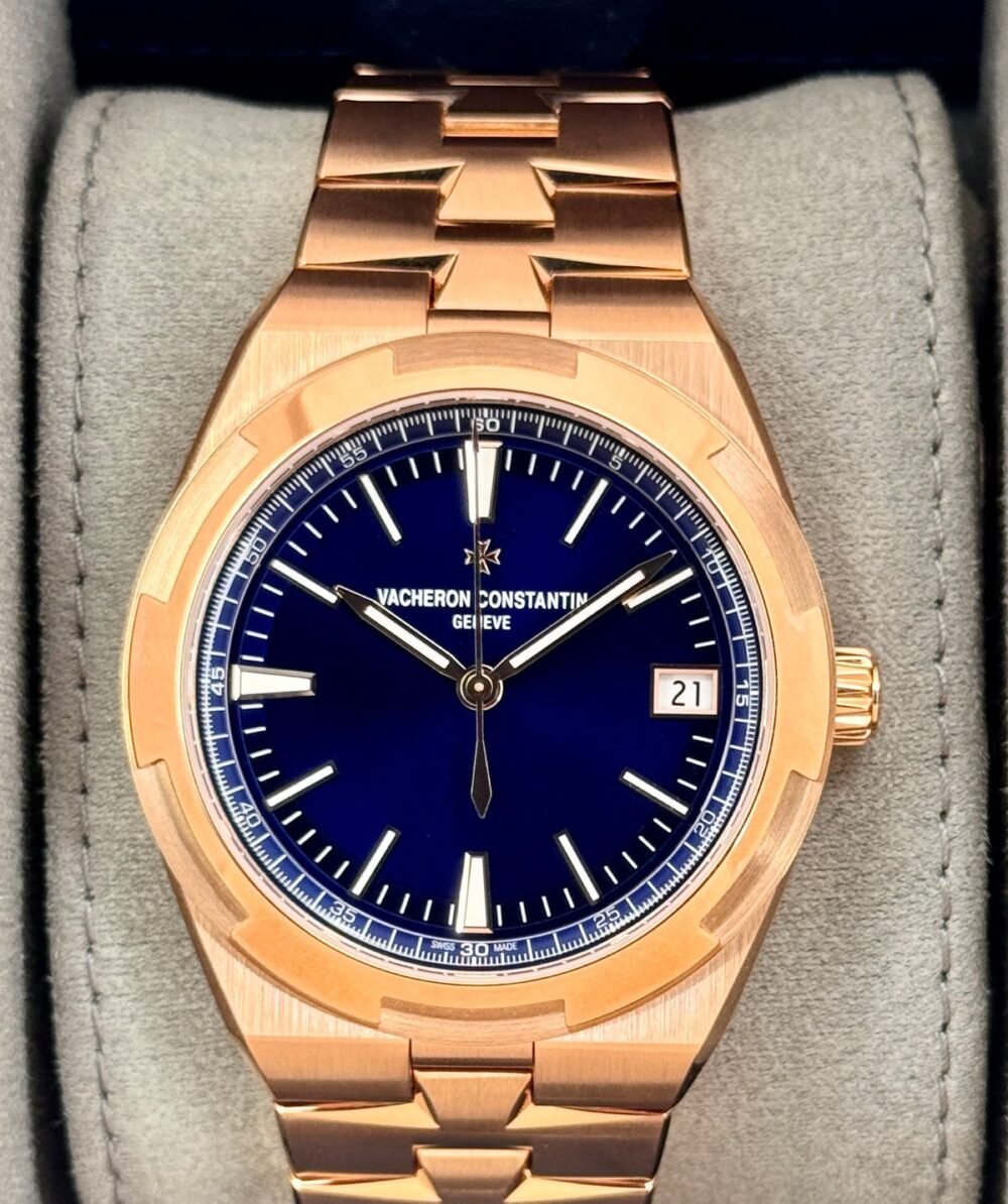 2024 Vacheron Constantin Overseas 41mm 4520V 18kt Pink Gold Blue Dial