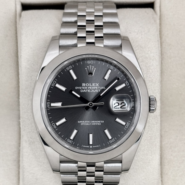 2024 Rolex Datejust 41mm 126300 Stainless Steel Jubilee Rhodium Dial