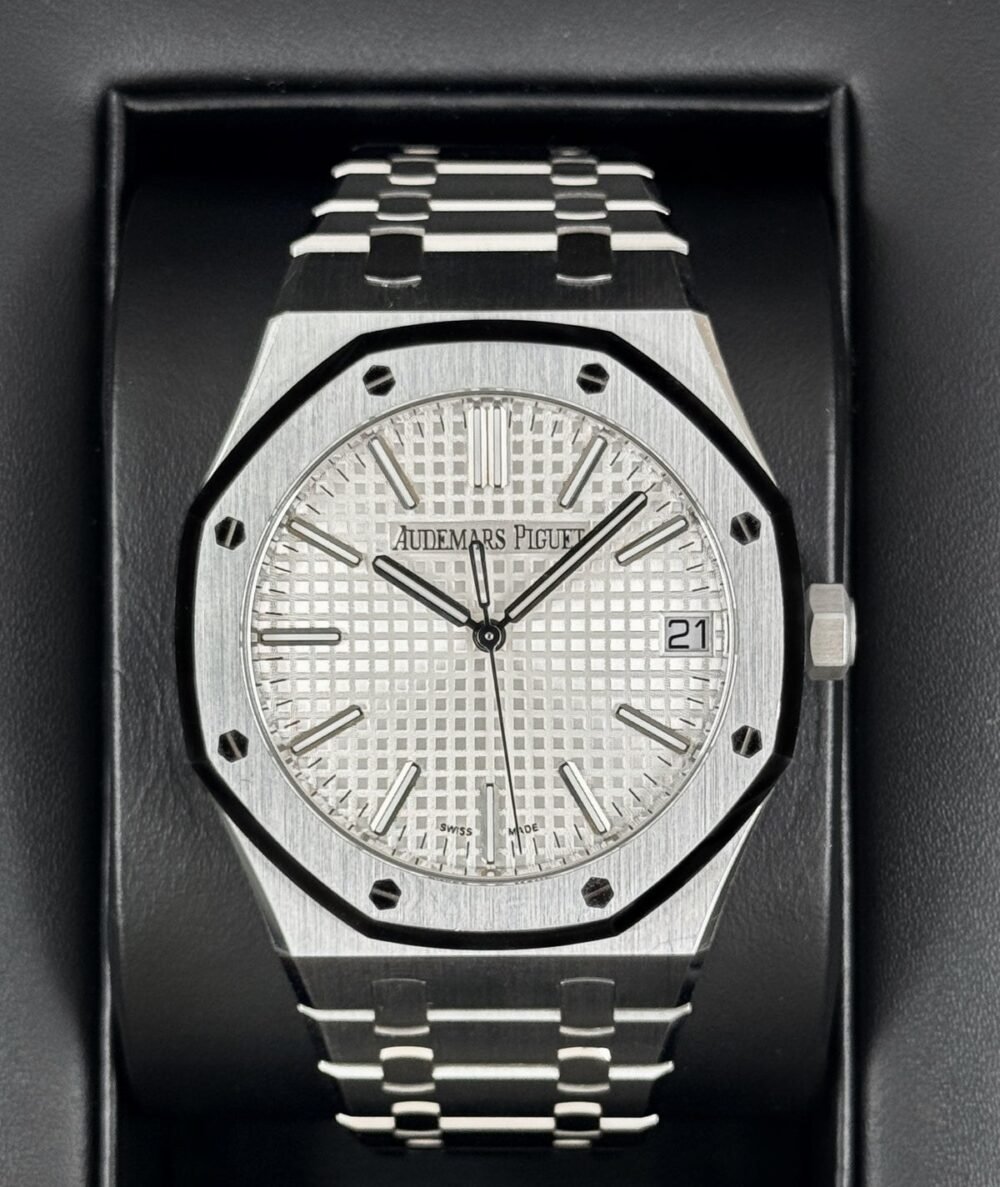 2024 Audemars Piguet Royal Oak 41mm 15510ST Stainless Steel White Dial