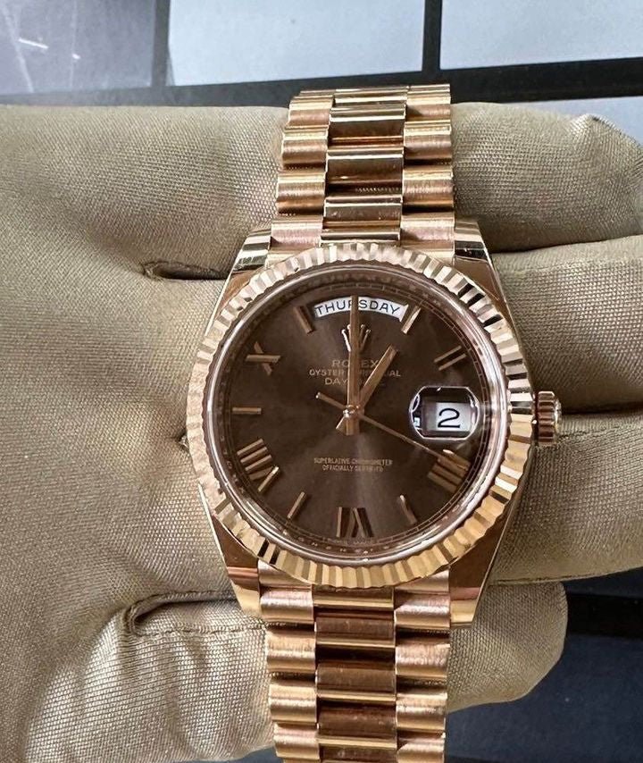 Rolex Day-Date 40mm 228235 Presidential Rose Gold Chocolate Dial