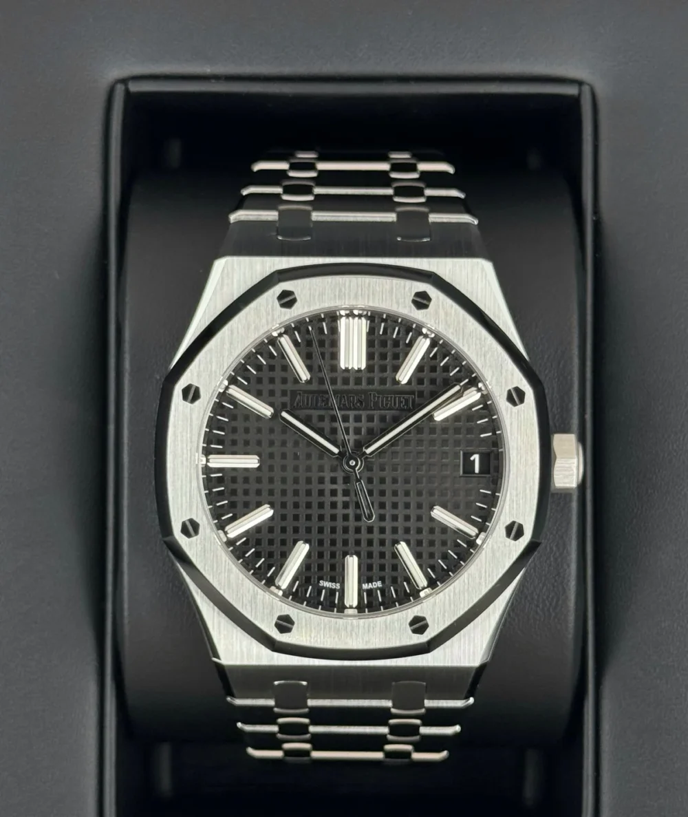 2025 Audemars Piguet  Royal Oak  41mm 15510ST Stainless Steel Black Dial