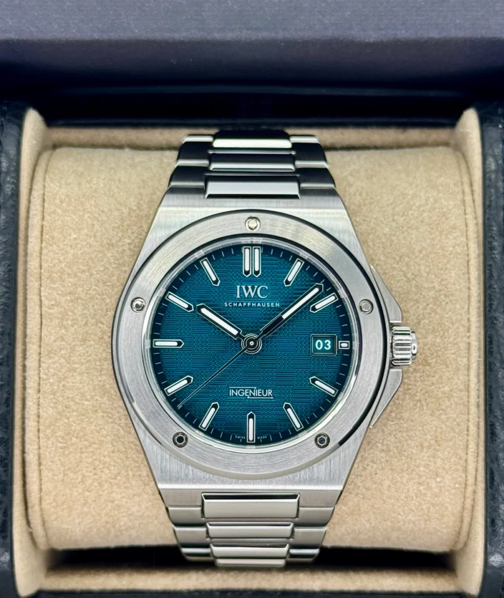 NEW 2025 IWC Ingenieur Automatic 40mm IW328903 Aqua Dial
