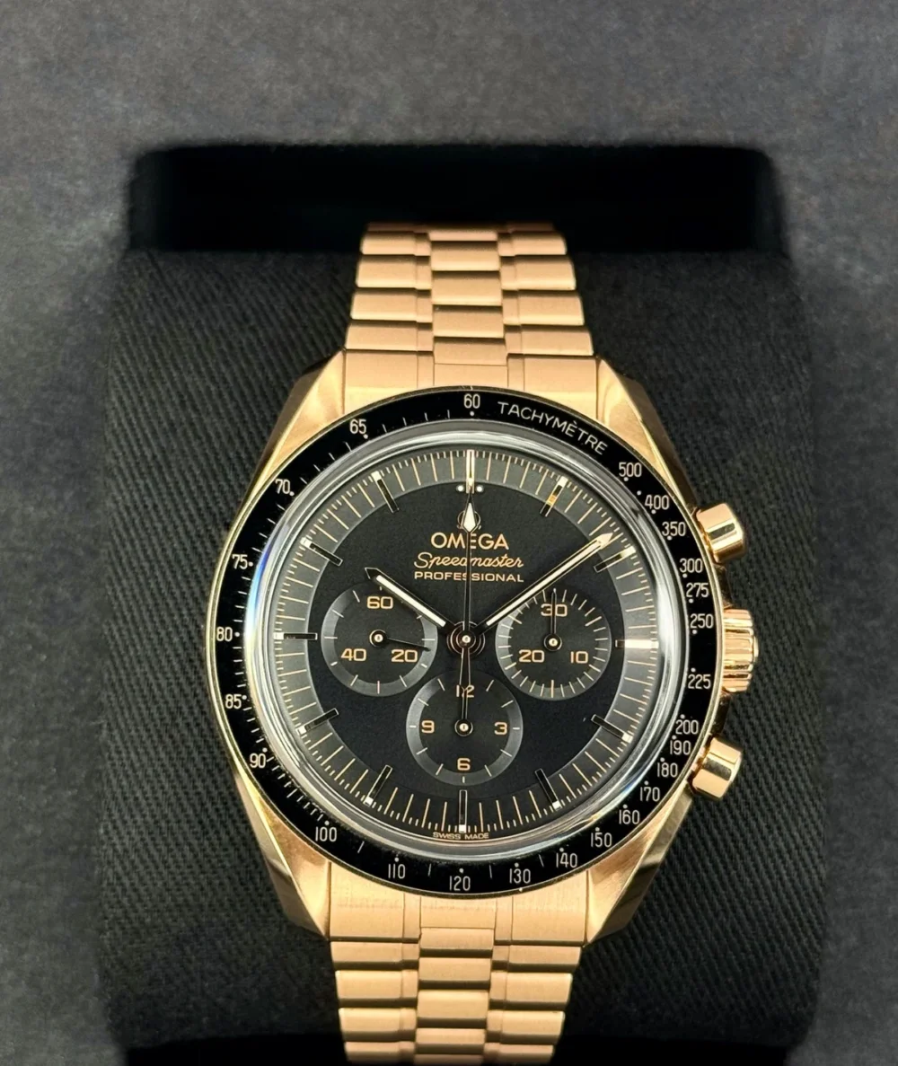 2021 Omega Speedmaster 42mm 310.60.42.50.01.001 Moonwatch Black Dial