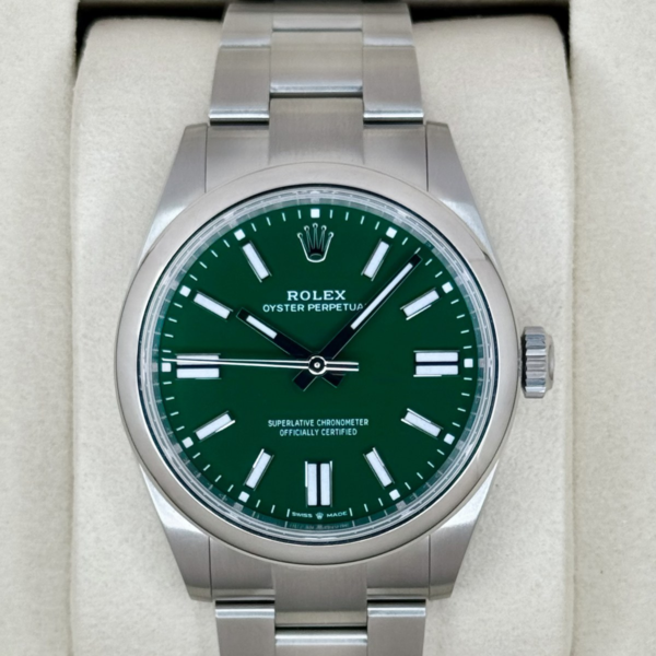 NEW 2026 Rolex Oyster Perpetual 41mm 134300 Green Dial