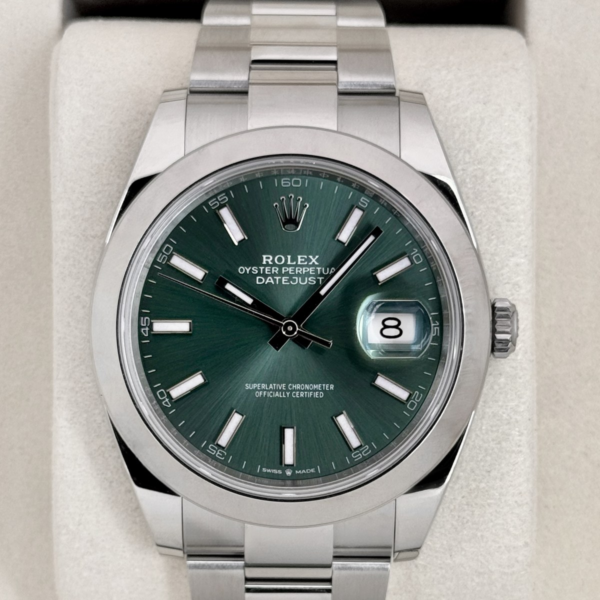 NEW 2026 Rolex Datejust 41mm 126300 Stainless Steel Oyster Green Dial