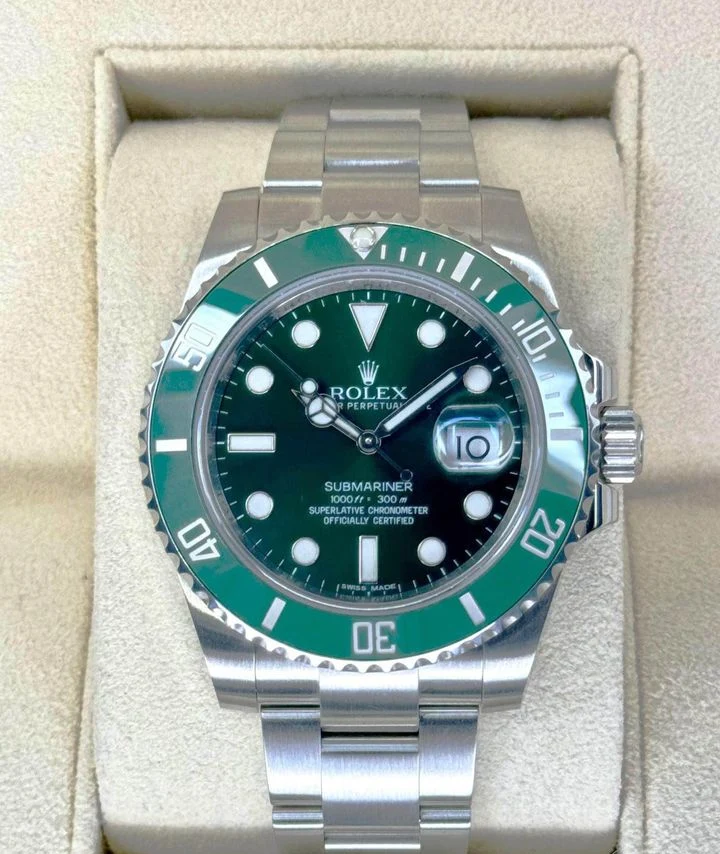 Rolex Submariner "Hulk" 40mm 116610LV Green Dial