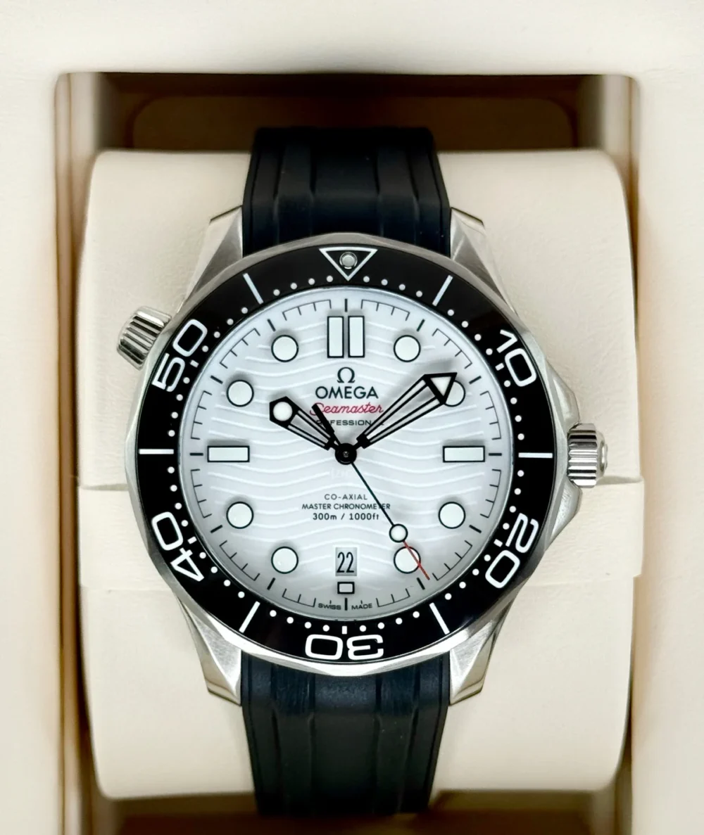 NEW 2022 Omega Seamaster Diver 300M 42mm 210.30.42.20.04.001 White Dial