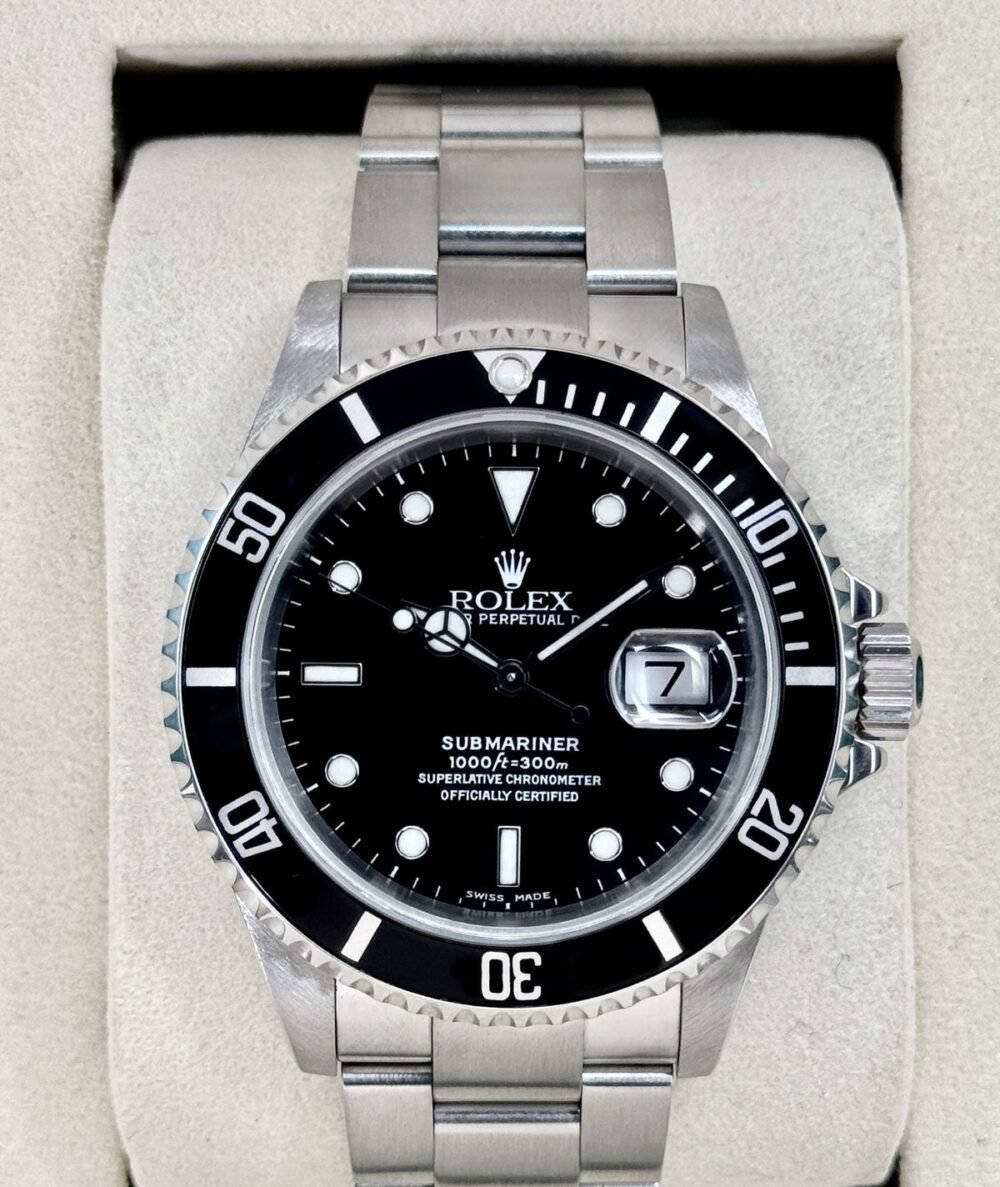 2000 Rolex Submariner 40mm 16610 Stainless Steel Black Dial (Collector's Set)