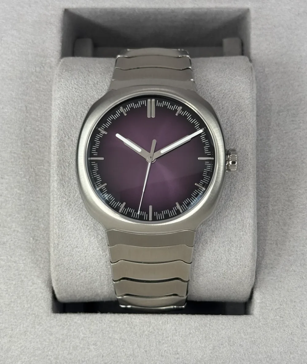 2024 H. Moser & Cie. Streamliner Center Seconds 6201-1201 Purple