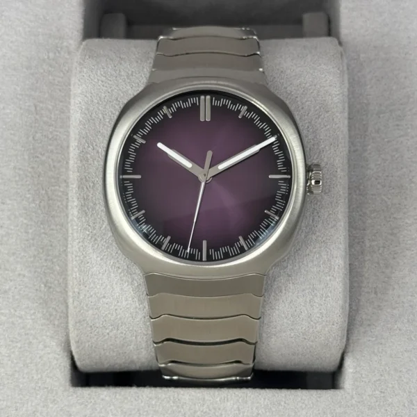 2024 H. Moser & Cie. Streamliner Center Seconds 6201-1201 Purple