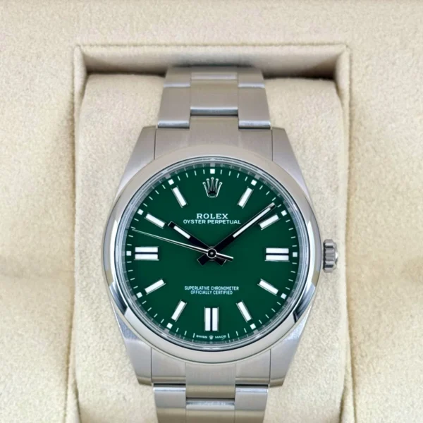 2024 Rolex Oyster Perpetual 41mm 124300 Green Dial