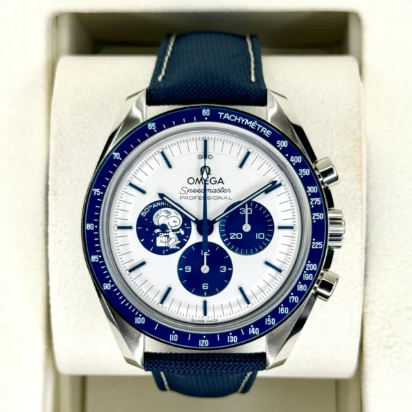NEW 2024 Omega Speedmaster Silver Snoopy Award 310.32.42.50.02.001