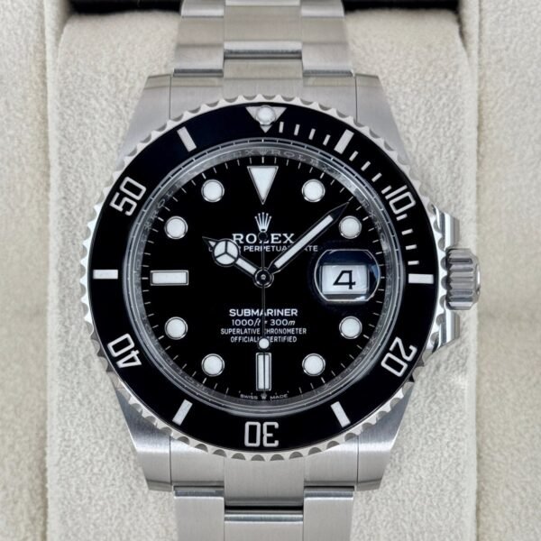 NEW OLD STOCK 2022 Rolex Submariner 41mm 126610LN Stainless Steel Black Dial