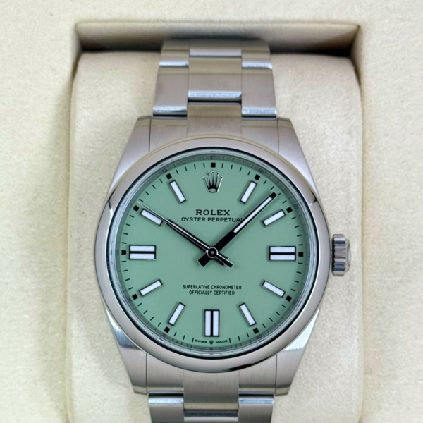 NEW 2026 Rolex Oyster Perpetual 41mm 134300 Pistachio Dial