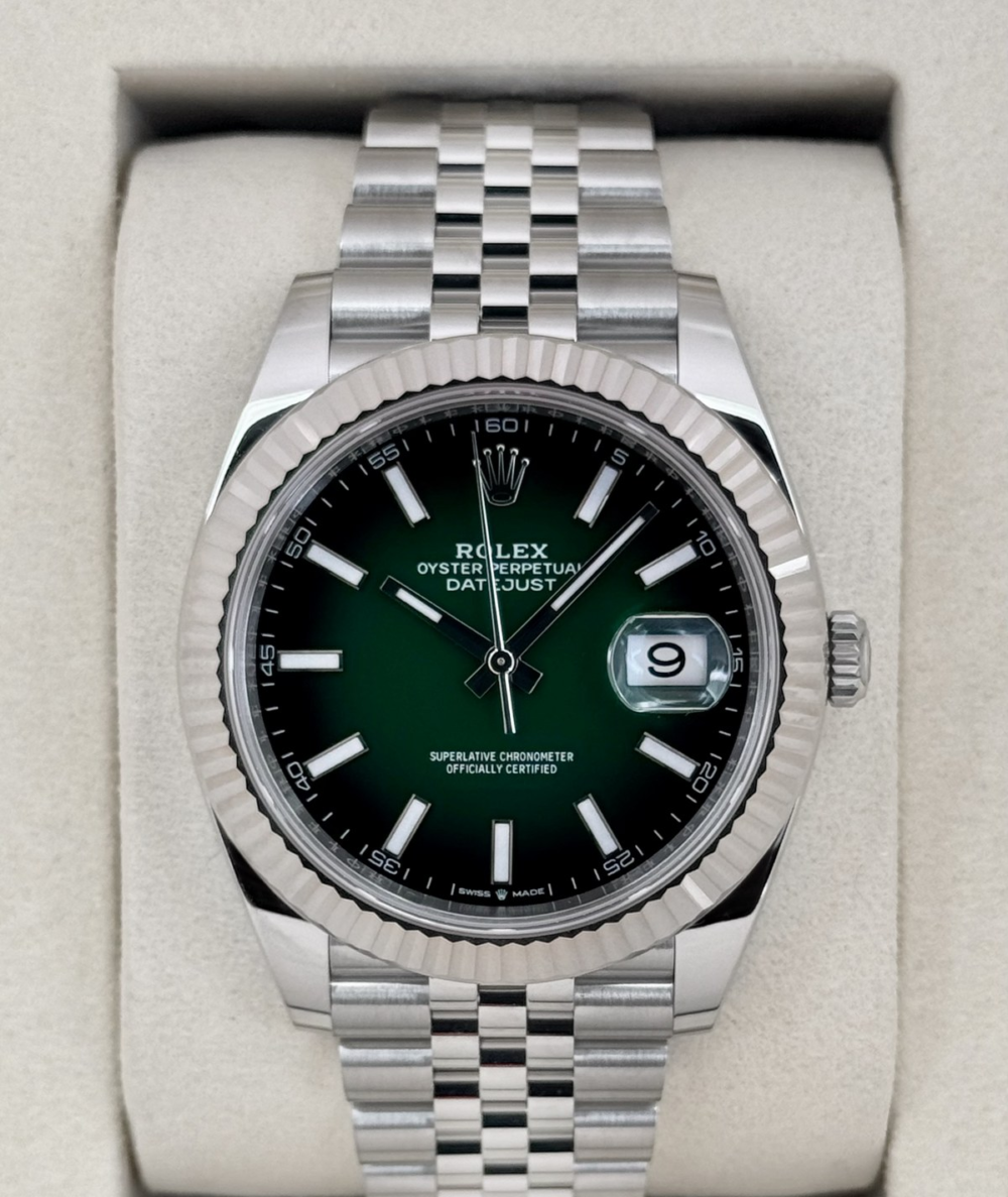 NEW 2026 Rolex Datejust 41mm 126334 Stainless Steel Jubilee Green Ombre Dial