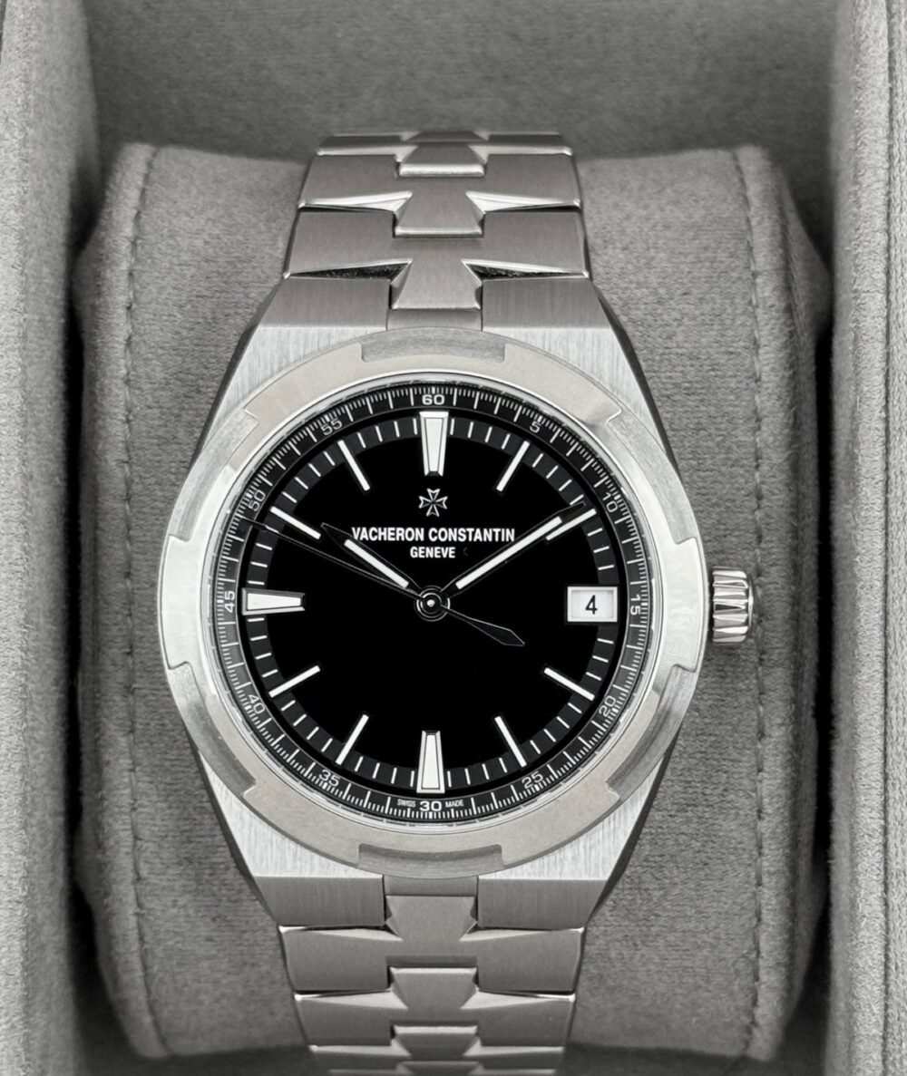 2026 Vacheron Constantin Overseas 41mm 4520V Stainless Steel Black Dial