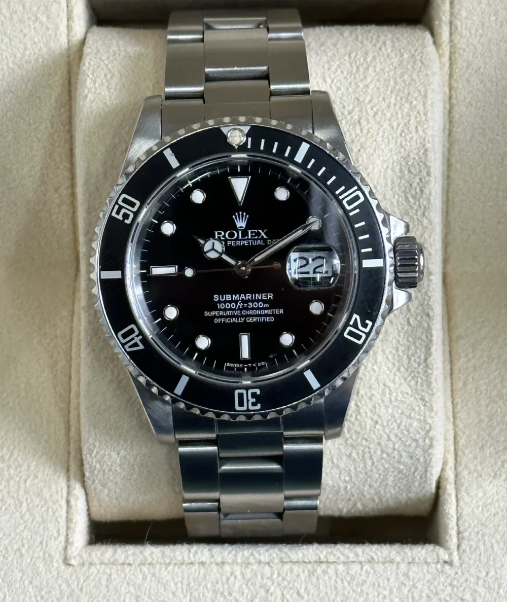 1989 Rolex Submariner Date 40mm 16610 Stainless Steel Black Dial