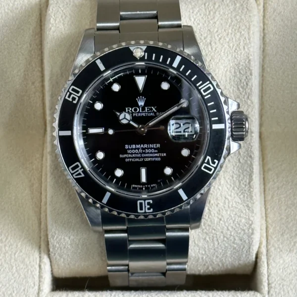 1989 Rolex Submariner Date 40mm 16610 Stainless Steel Black Dial