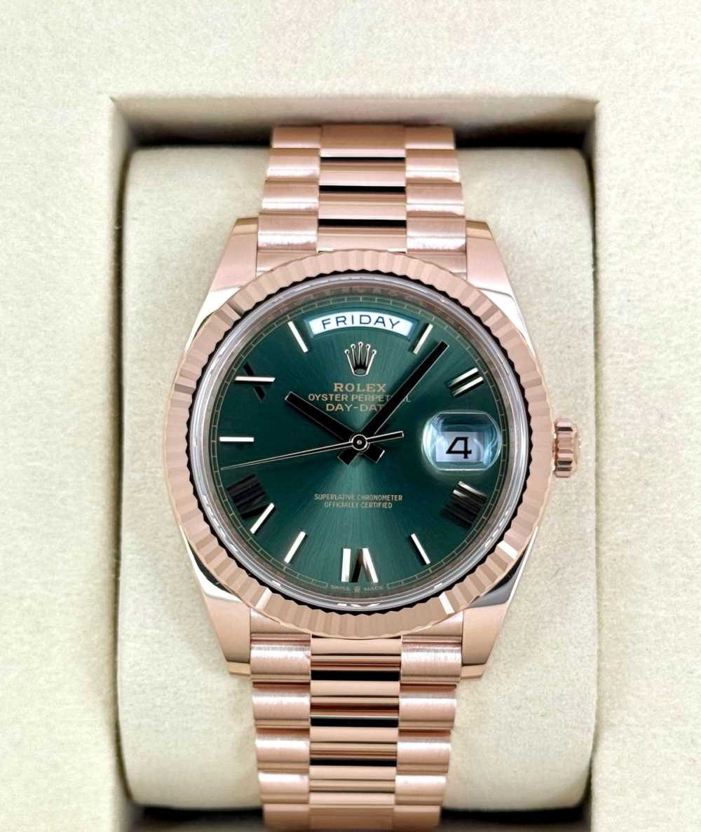 NEW 2026 Rolex Day-Date 40mm 228235 Presidential Rose Gold Olive Green Dial