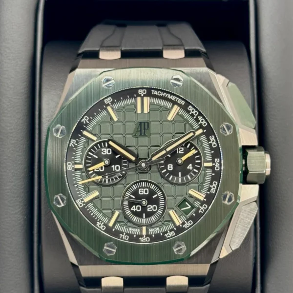 NEW 2025 Audemars Piguet Royal Oak Chroograph 43mm 26420CE Ceramic Green Dial