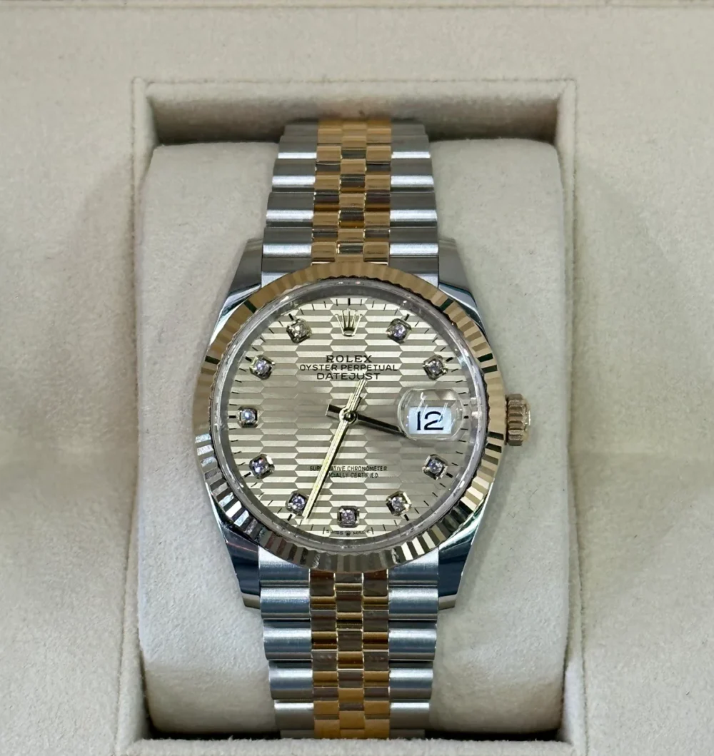 2022 Rolex Datejust 36mm 126233 Two-Tone Jubilee Champagne Dial