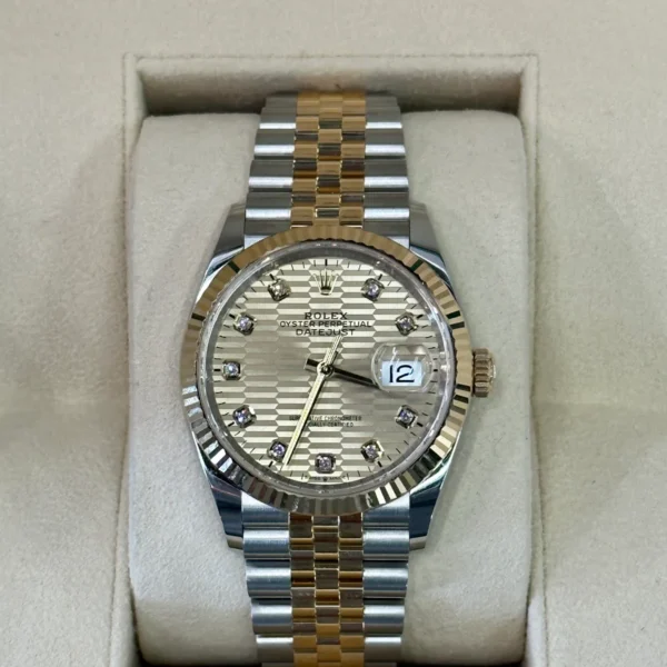 2022 Rolex Datejust 36mm 126233 Two-Tone Jubilee Champagne Dial