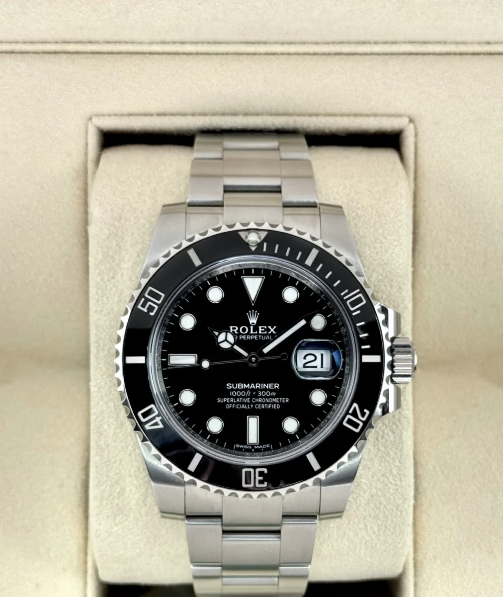 NEW OLD STOCK 2020 Rolex Submariner 40mm 116610LN Stainless Steel Black Dial