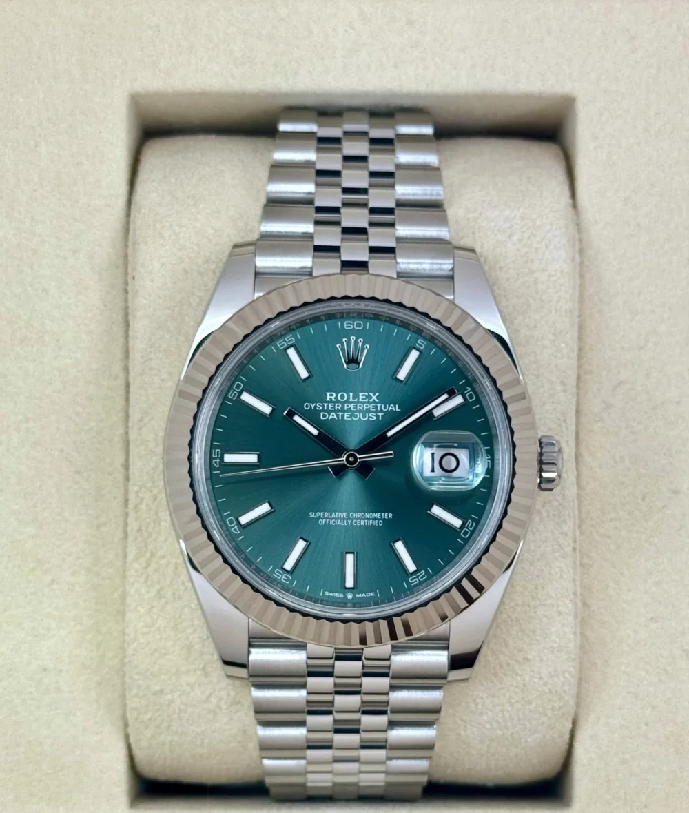 2025 Rolex Datejust 41mm 126334 Jubilee Green Dial