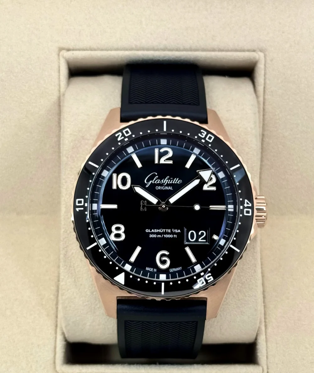 New 2025 Glashütte Seaq Panorama Date 43.2mm 1-36-13-03-90 Red Gold