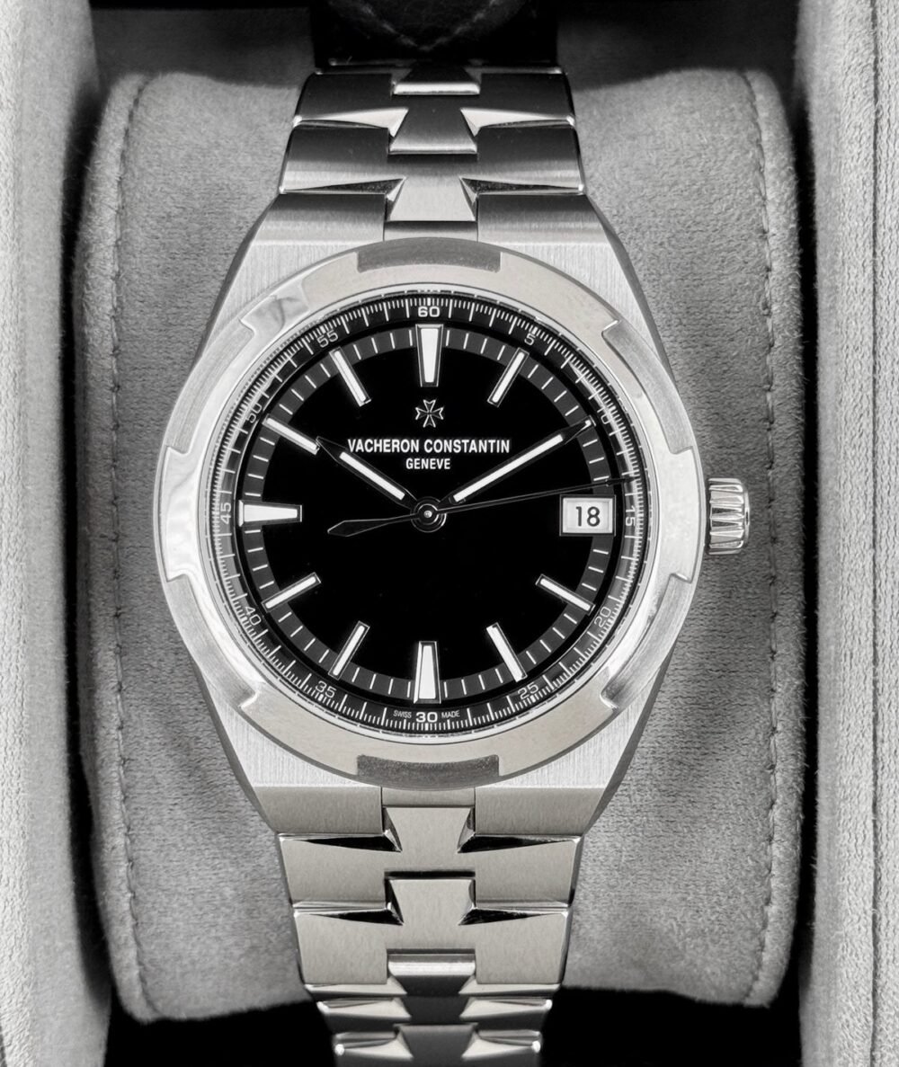 2026 Vacheron Constantin Overseas 41mm 4520V Stainless Steel Black Dial