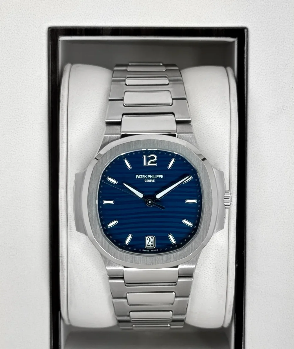 2017 Patek Philippe Nautilus 35.2mm 7118/1A-001 Stainless Steel Blue Dial