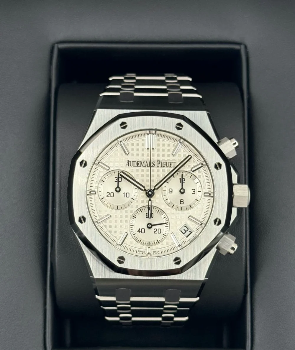 2023 Audemars Piguet Royal Oak Chronograph 41mm 26240ST White Dial