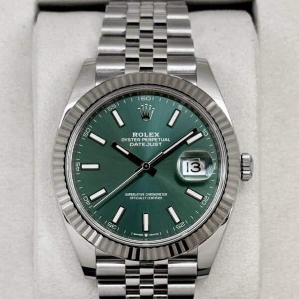 2025 Rolex Datejust 41mm 126334 Stainless Steel Jubilee Green Dial