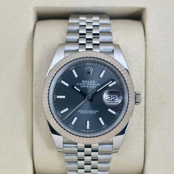 2025 Rolex Datejust 41mm 126334 Stainless Steel Jubilee Rhodium Dial