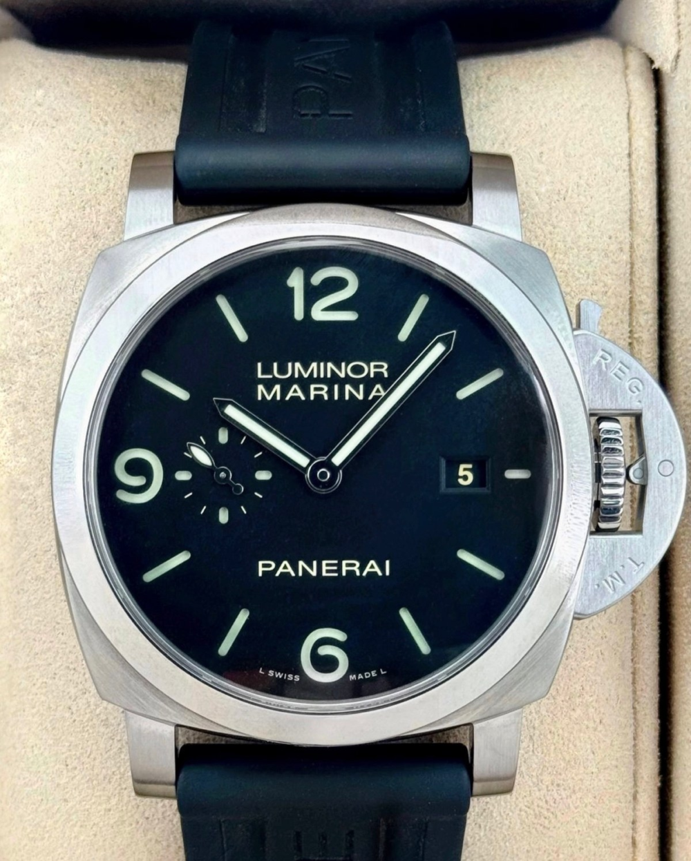 2025 Panerai Luminor Marina 44mm PAM03312 Stainless Steel Black Dial