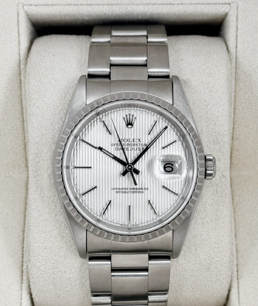 2004 Rolex Datejust 36mm 16220 Stainless Steel Oyster Silver Tapestry Dial (Collectors Set)