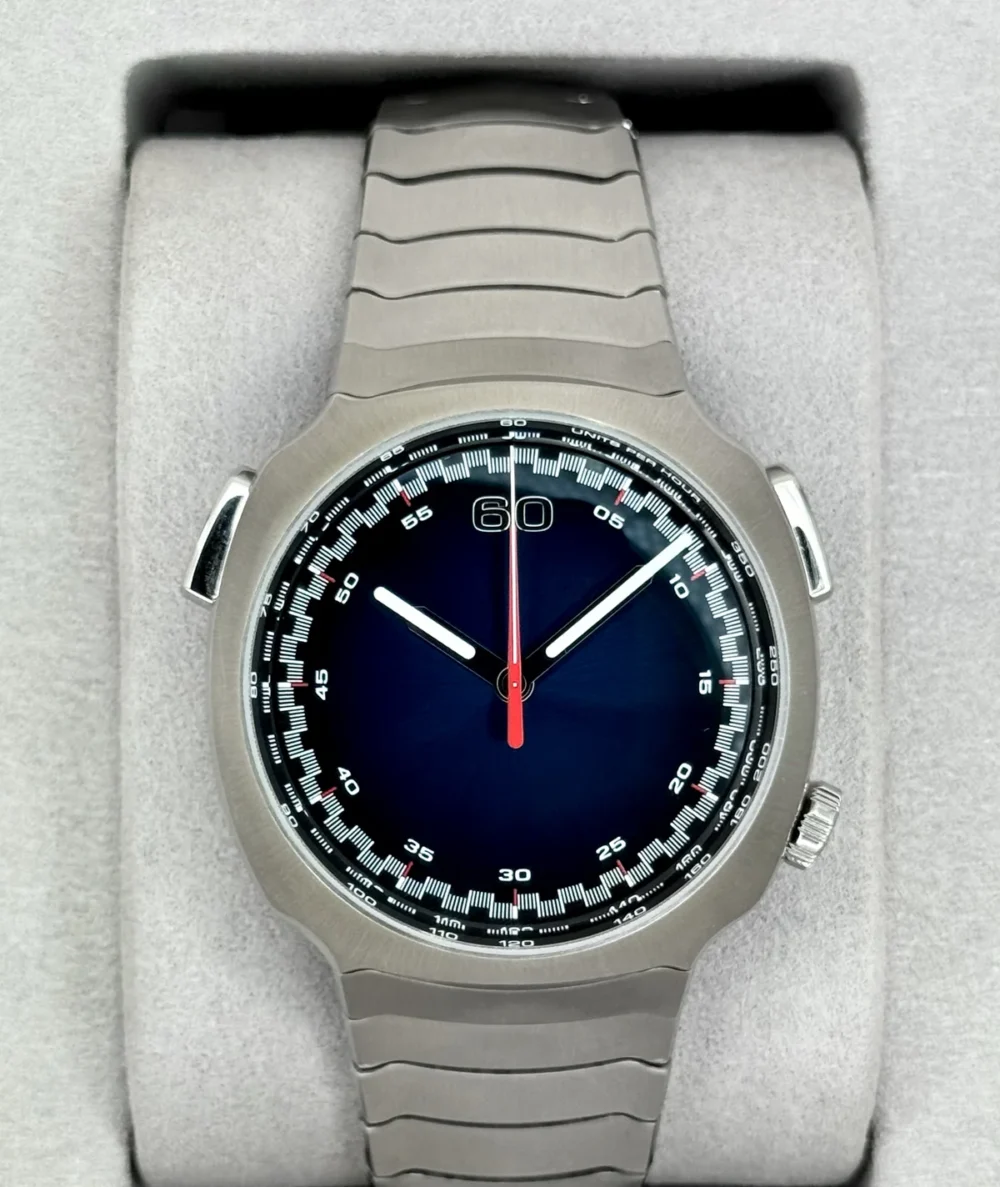 2025 H. Moser & Cie. Streamliner Flyback Chronograph 42.3mm 6907-1200 Blue Dial