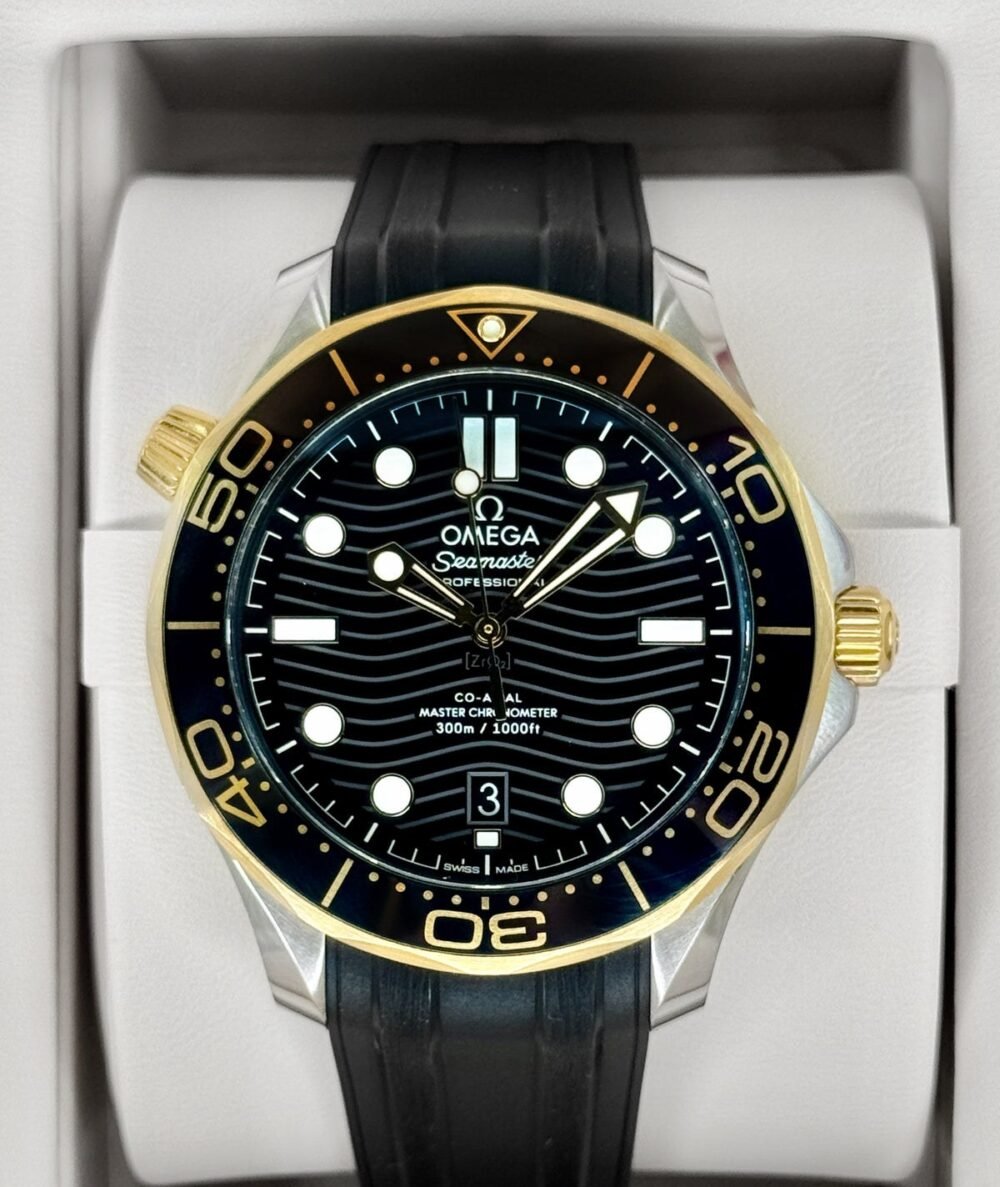 2025 Omega Seamaster Diver 300M 42mm 210.22.42.20.01.001 Black Dial