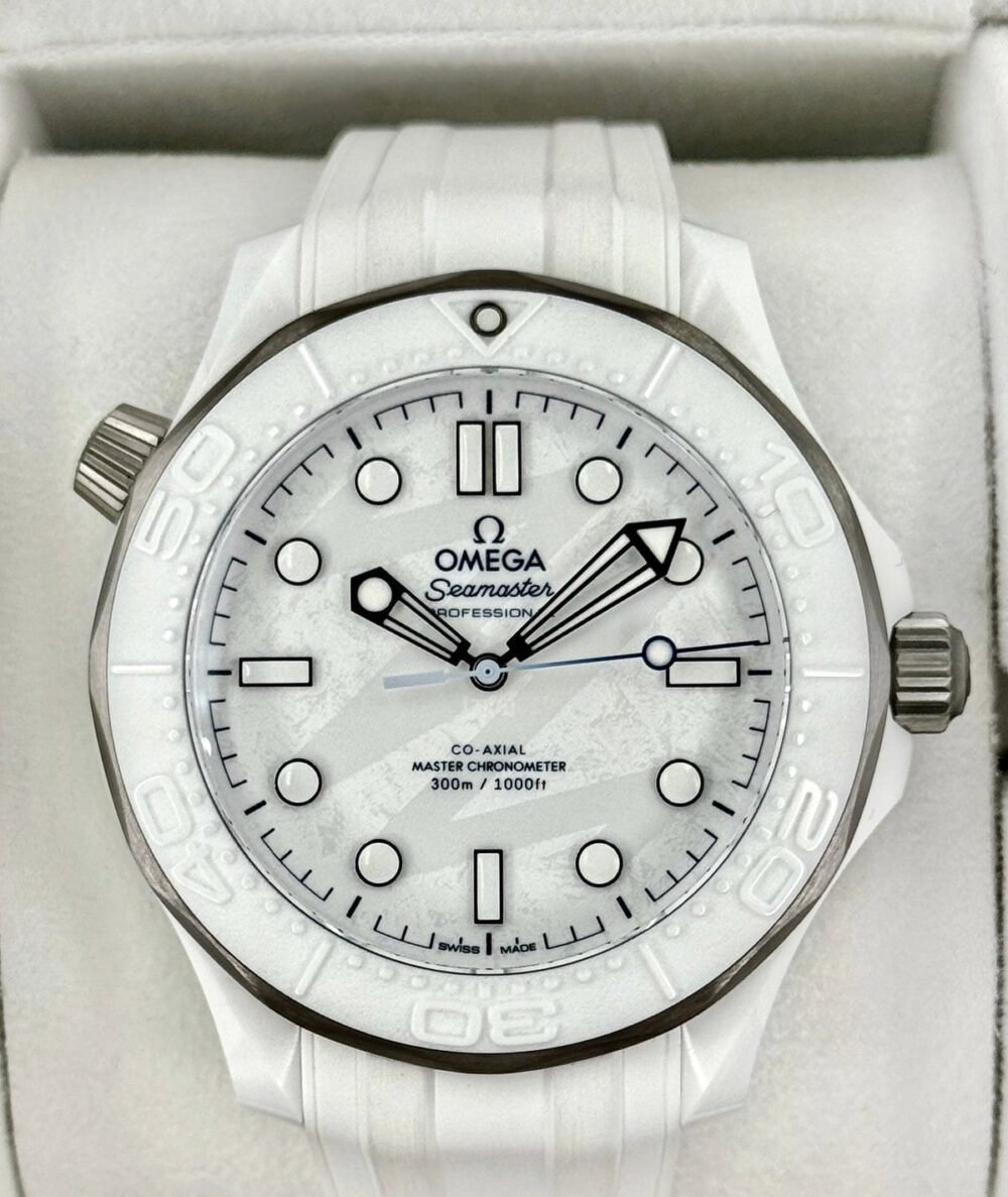 NEW 2026 Omega Seamaster Diver 300M 43.5mm 522.92.44.20.04.001 White