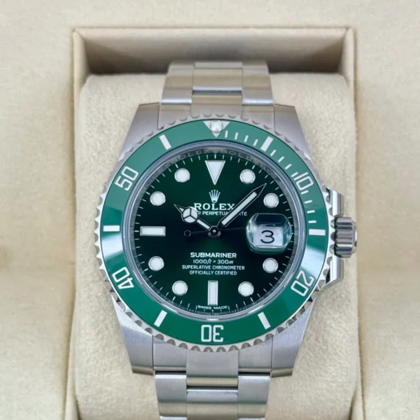 NEW OLD STOCK 2019 Rolex Submariner “Hulk” 40mm 116610LV Green Dial