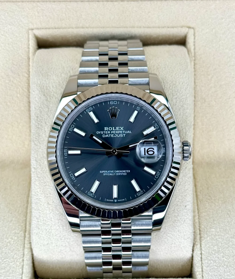 2023 Rolex Datejust 41mm 126334 Stainless Steel Jubilee Rhodium Dial