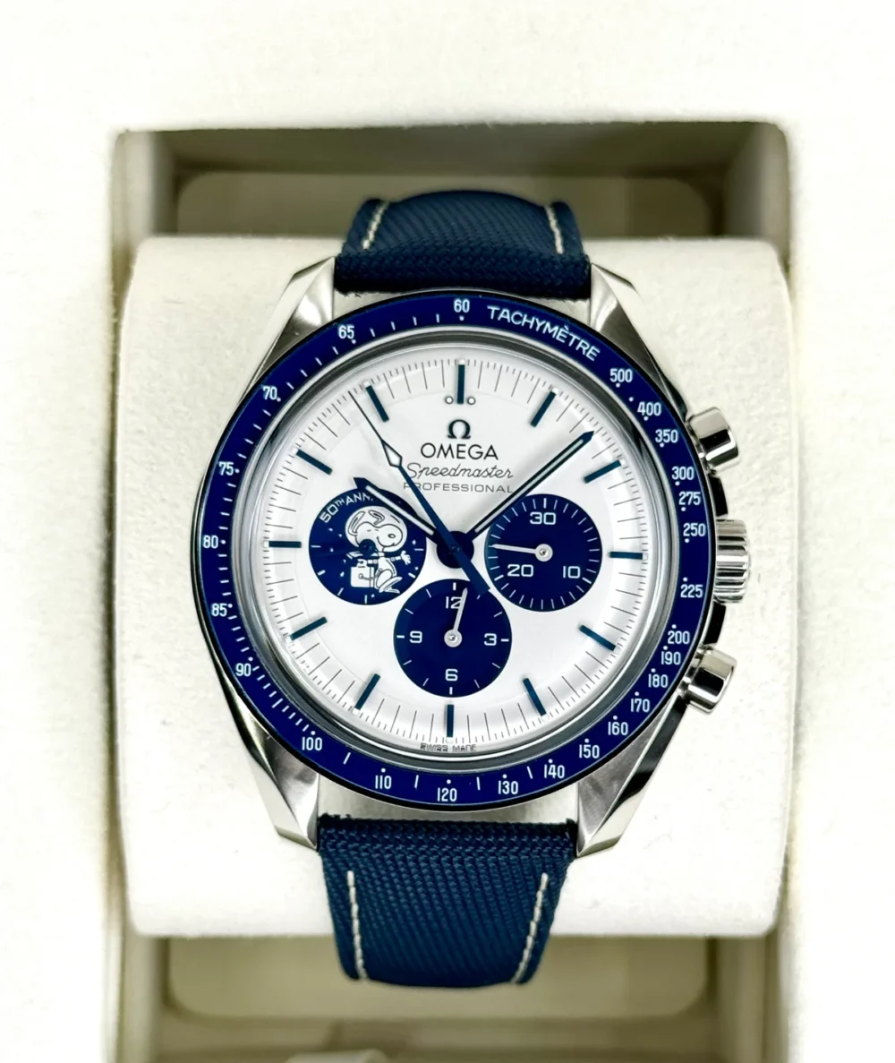 NEW 2024 Omega Speedmaster Silver Snoopy Award 310.32.42.50.02.001