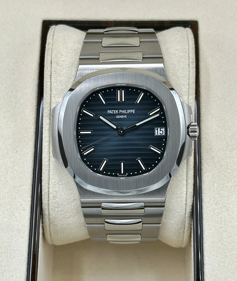Patek Philippe 40mm 5711/1A-010 Nautilus Stainless Steel Blue Dial