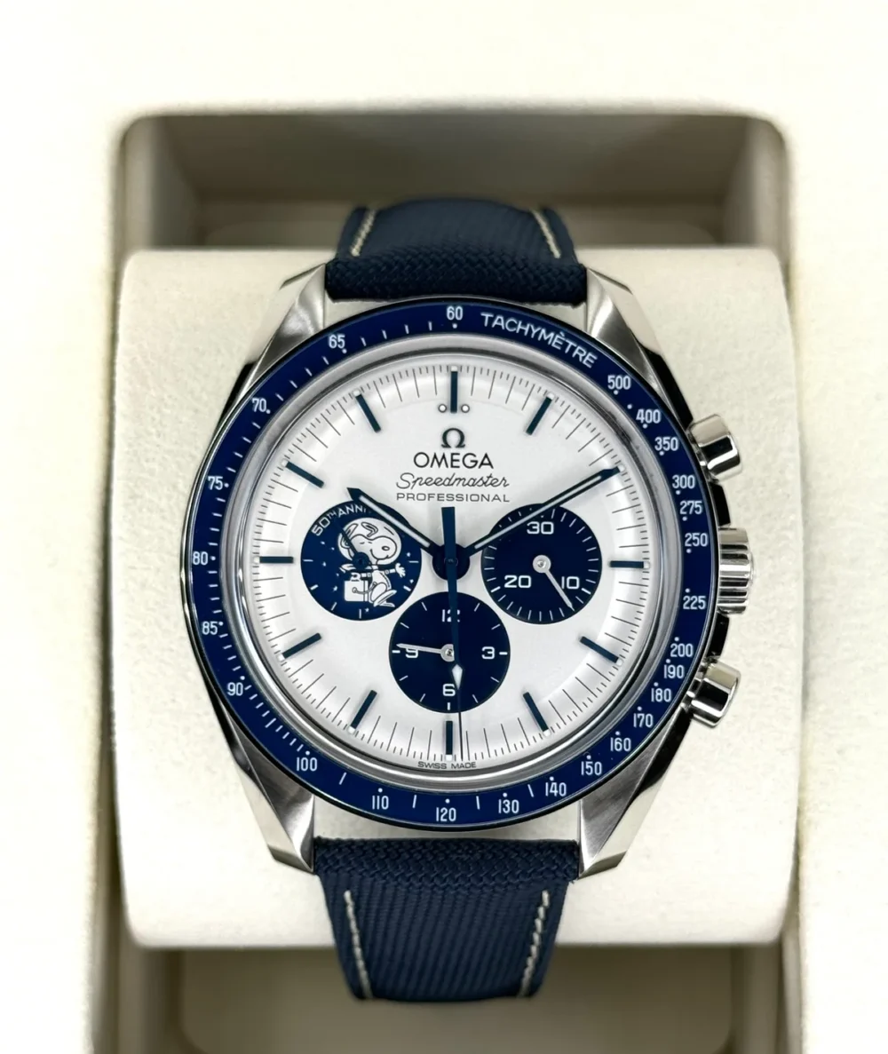 NEW 2024 Omega Speedmaster Silver Snoopy Award 310.32.42.50.02.001