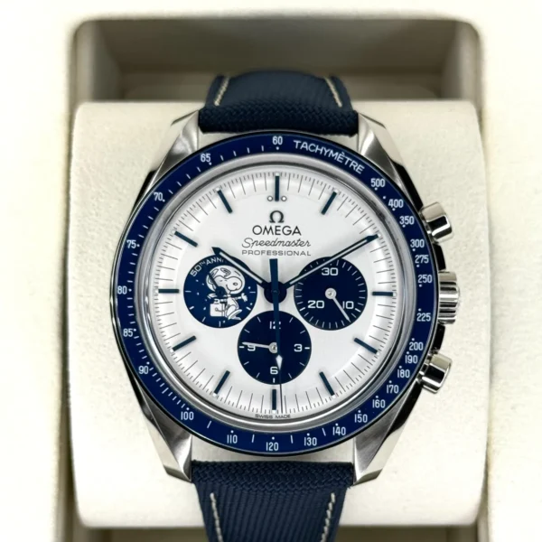 NEW 2024 Omega Speedmaster Silver Snoopy Award 310.32.42.50.02.001