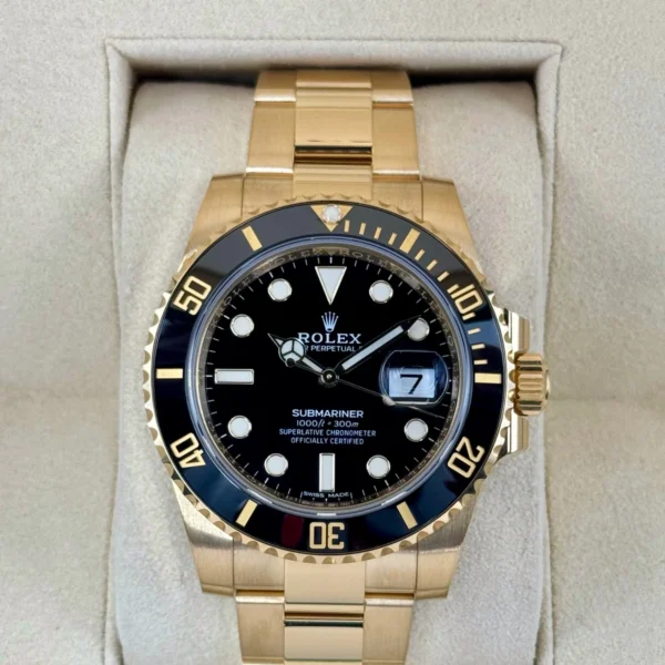 2020 Rolex Submariner 40mm 116618LN 18K Yellow Gold Black Dial